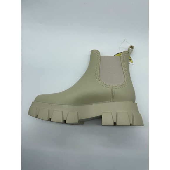 NWT Jeffrey Campbell Platform Lug Rainboots Chelsea Boot Size 7 Cream - Picture 8 of 14